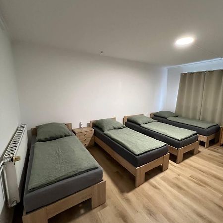 Messe Und Monteurzimmer Sehnde Exteriör bild