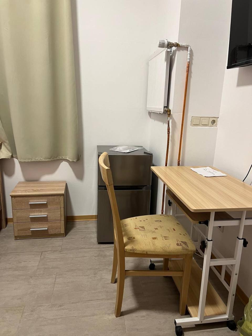 Messe Und Monteurzimmer Sehnde Exteriör bild